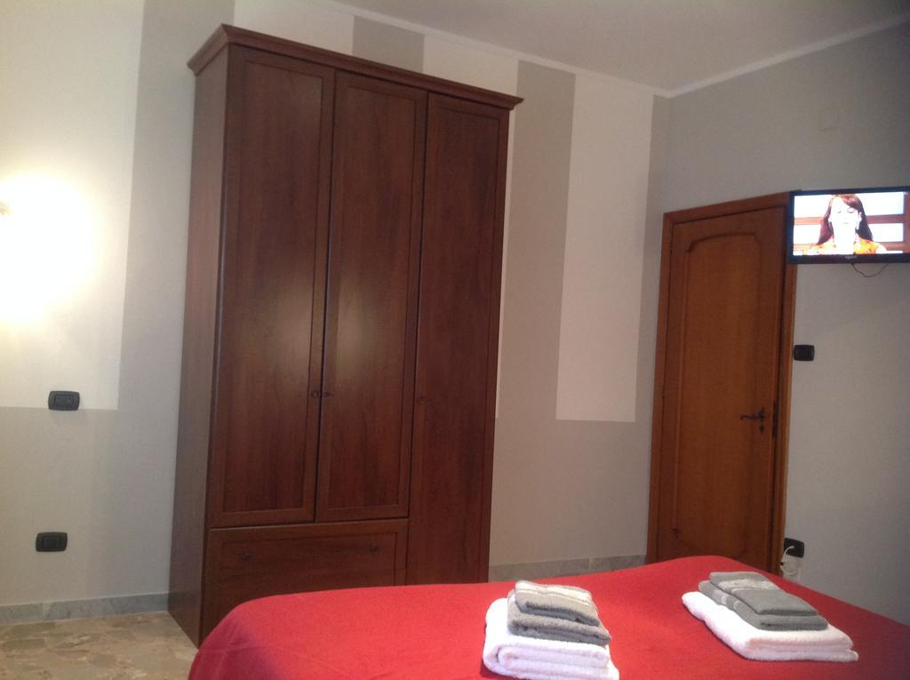 La Lupa Bed & Breakfast 2*