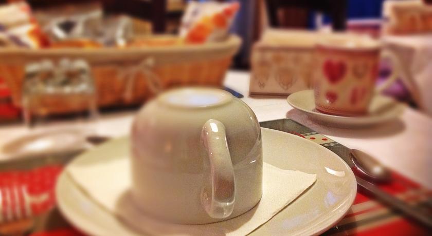 La Lupa Bed & Breakfast 2*
