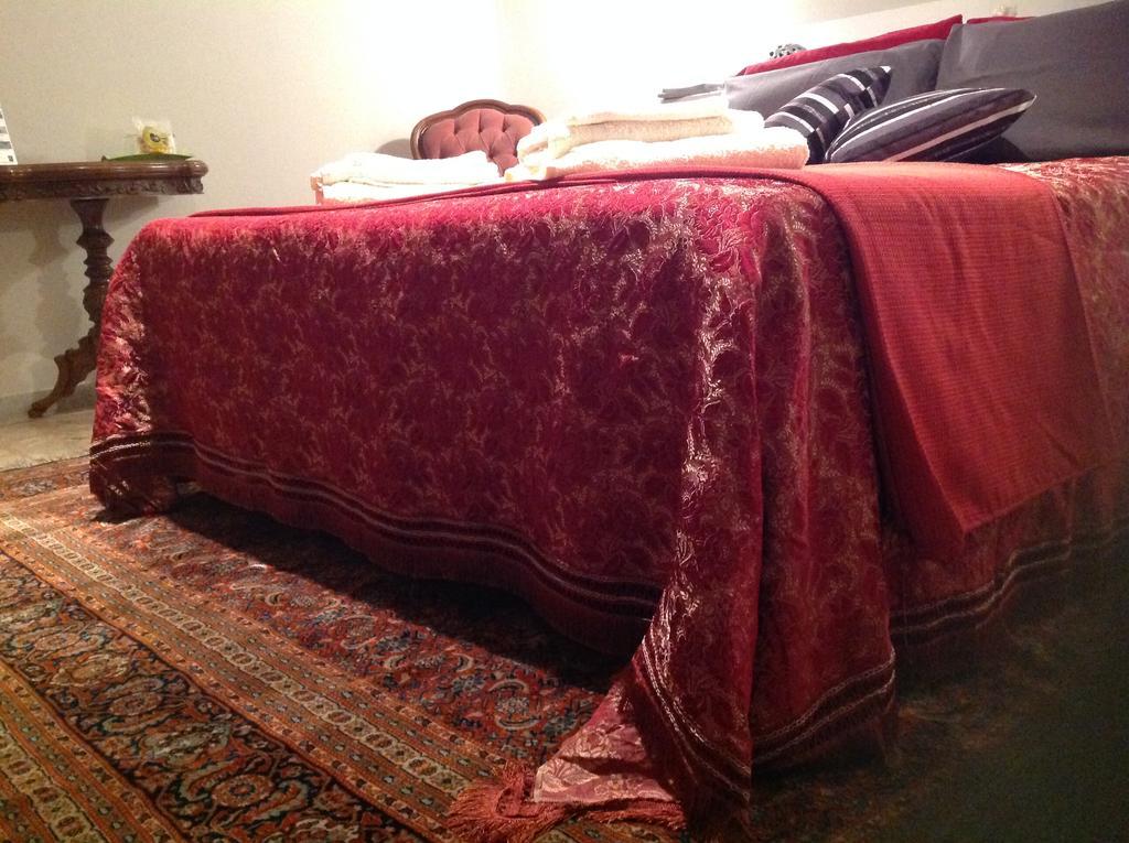 La Lupa Bed & Breakfast 2*
